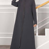 Abaya med steiner foran grå - Shams.no
