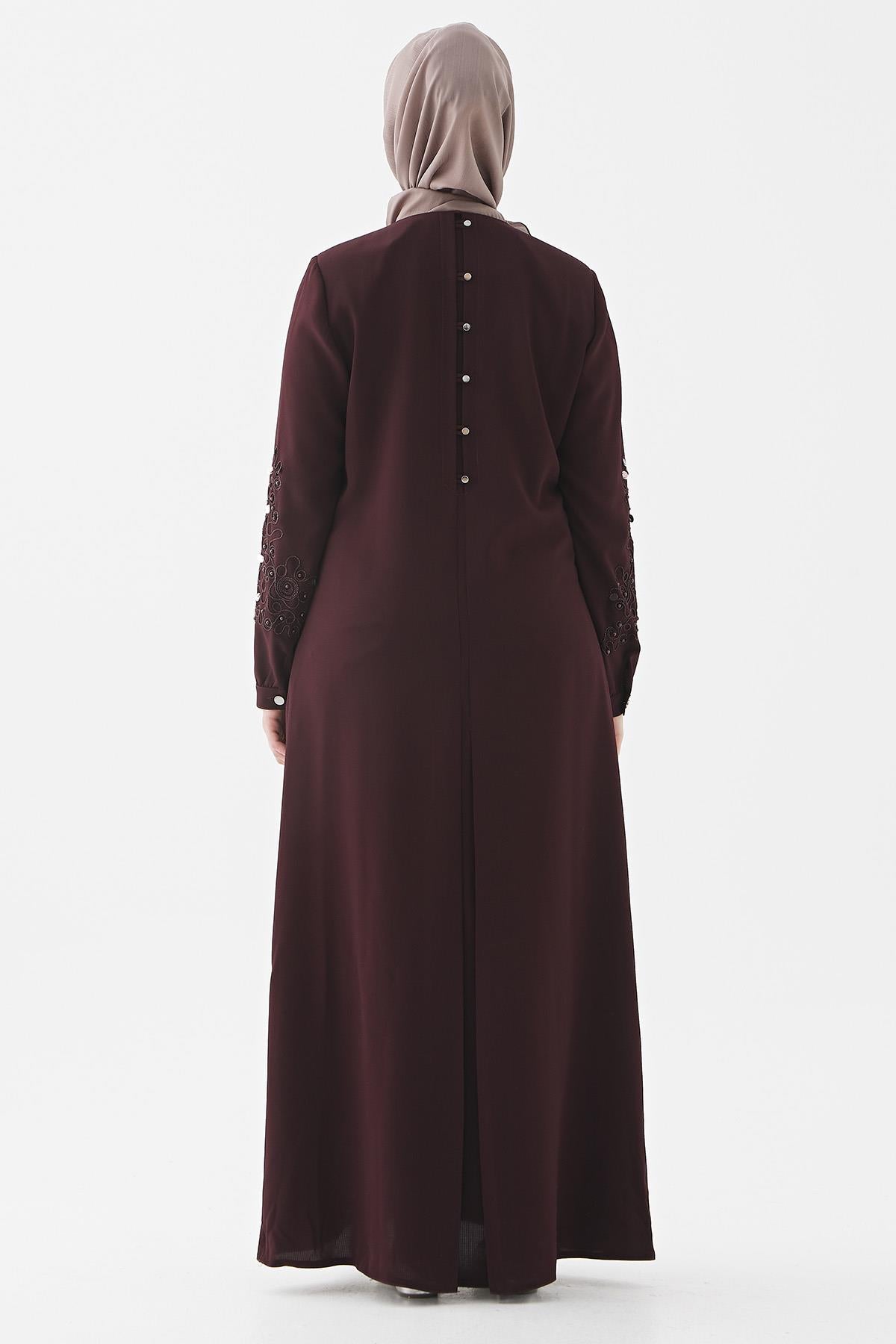 Abaya med broderier og perler (plommerød)