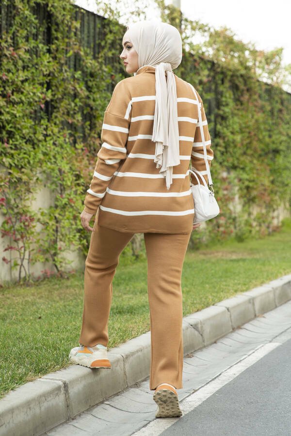 To - delt sett med striper (Camel) - Shams.no